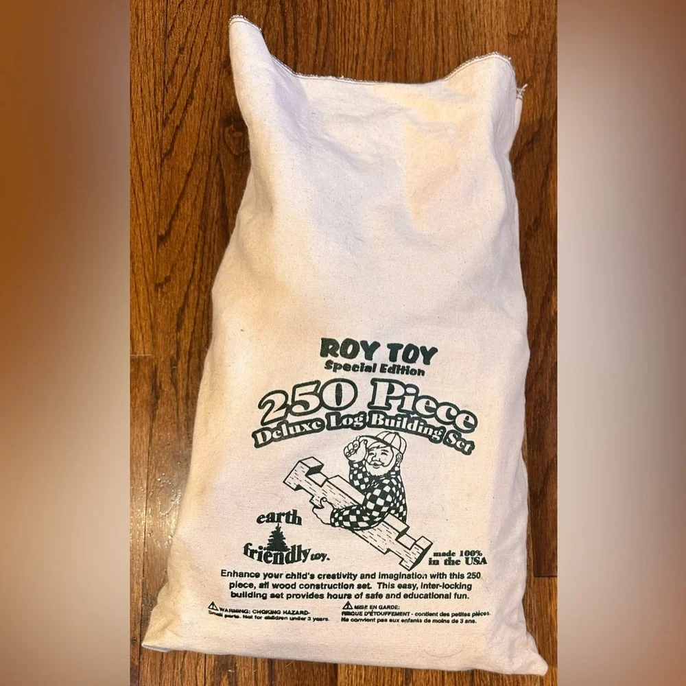 KIDS Roy Toy Special Edition Deluxe Log Building Set - 250+ Pieces‎